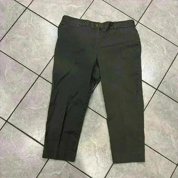 Talbots The Perfect Crop Olive Green Chico Size 14 Petite - Picture 1 of 5